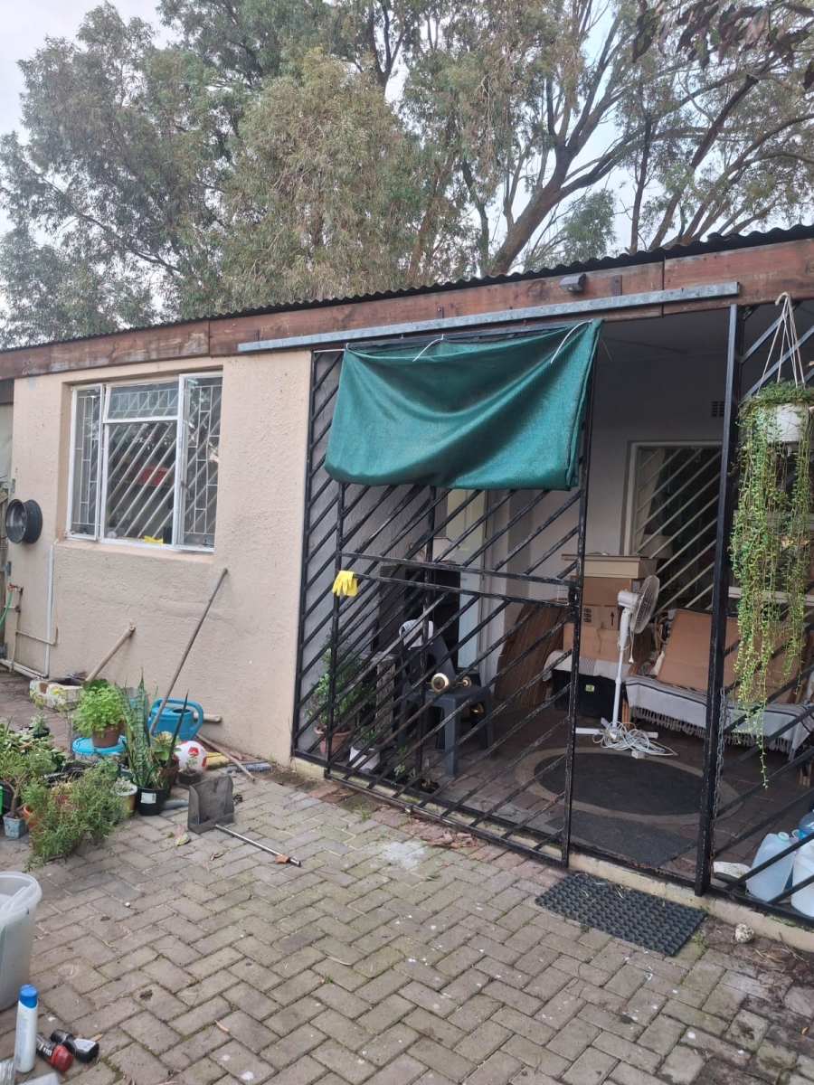 To Let 1 Bedroom Property for Rent in Joostenbergvlakte Western Cape